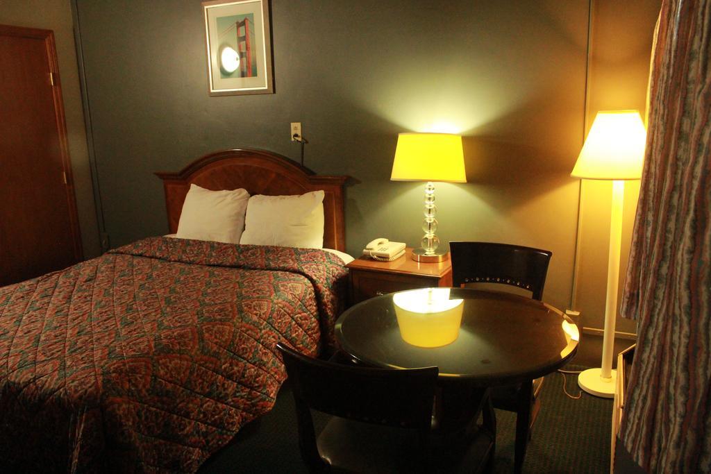 Budget Inn -Yreka Ngoại thất bức ảnh