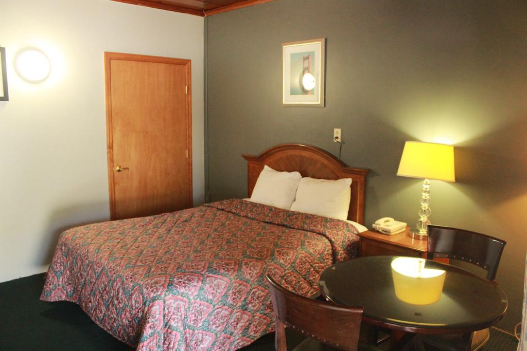 Budget Inn -Yreka Ngoại thất bức ảnh