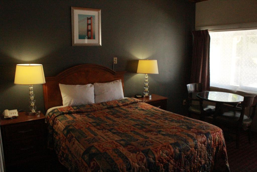 Budget Inn -Yreka Ngoại thất bức ảnh